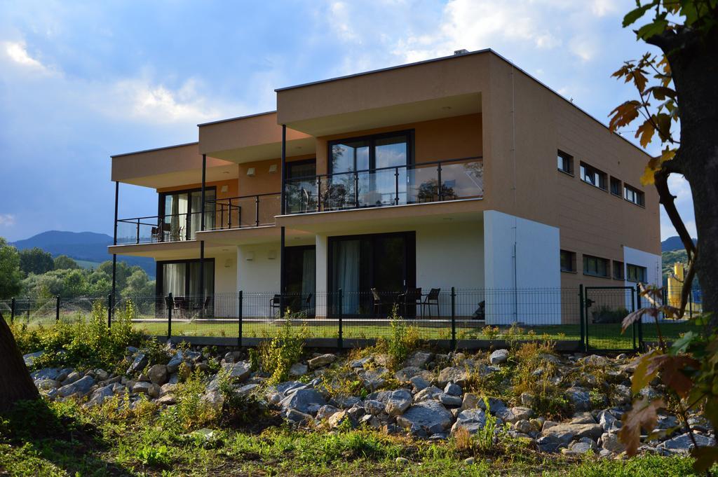 Apartmanovy Dom Krivan Bešeňová Εξωτερικό φωτογραφία