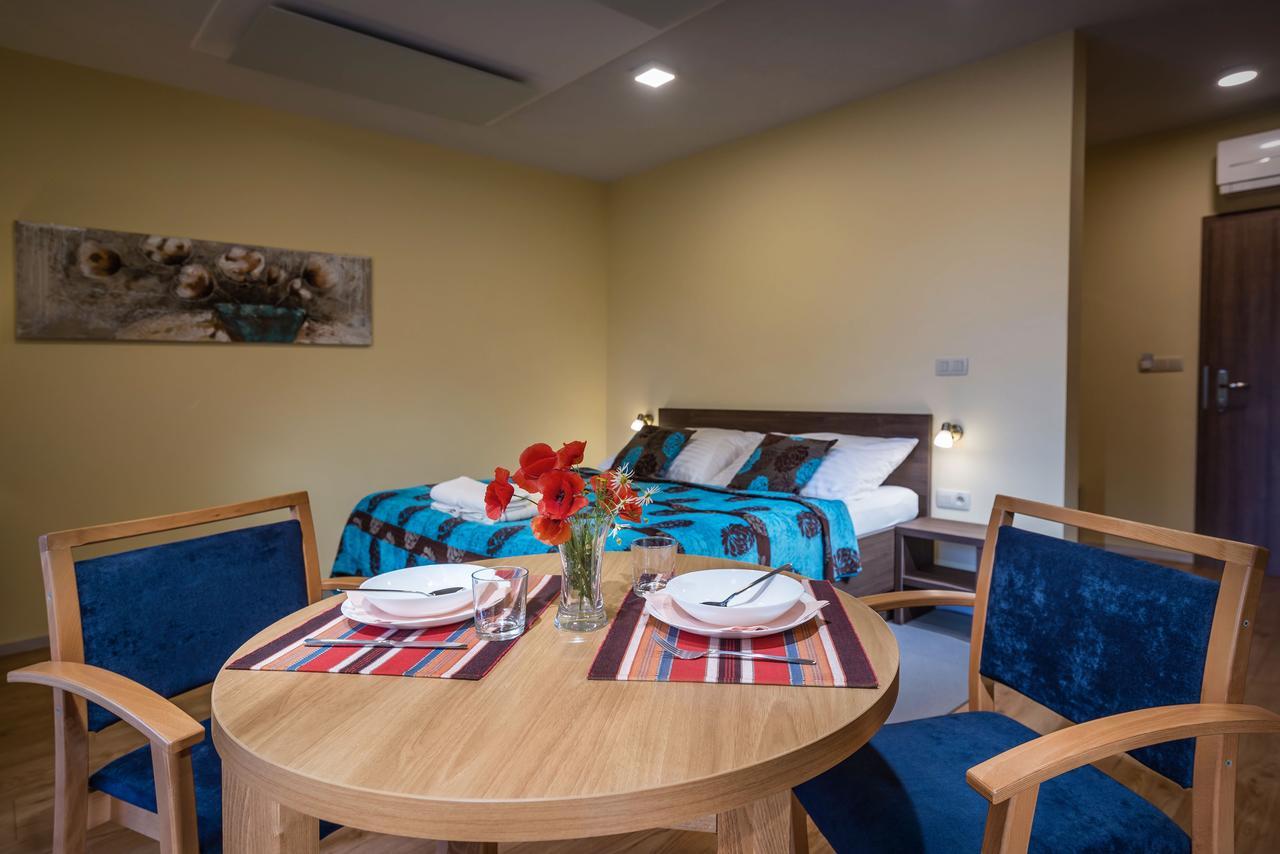 Apartmanovy Dom Krivan Bešeňová Εξωτερικό φωτογραφία